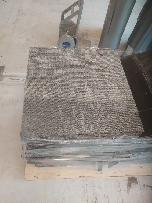 Hovedbilde Teppefliser lyse 50x50 cm