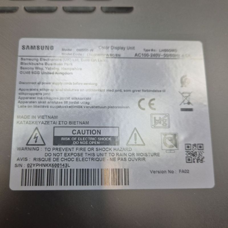 Samsung OM55D-W / 55